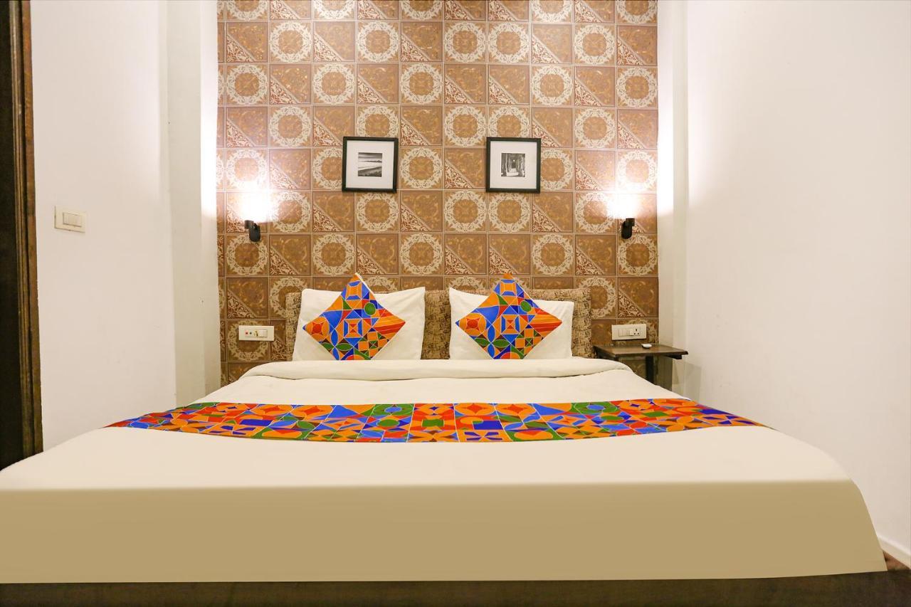 Fabhotel Novel Suites - Nr Yashobhoomi Convention Centre New Delhi Exterior foto